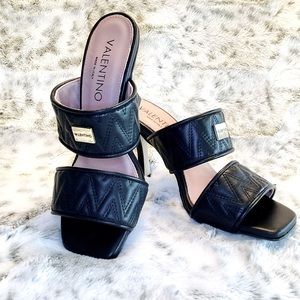 VALENTINO by Mario Valentino Jackie Slide EUC